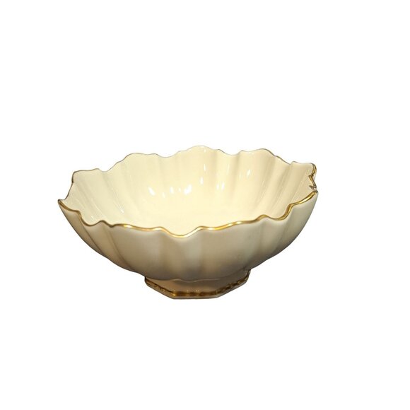 Lenox China Symphony Sculptured Bowl 24Kt Gold Gilt Cream Candy Nut Bowl - Picture 1 of 8